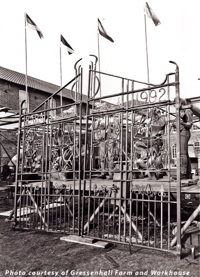 The gate before fitting