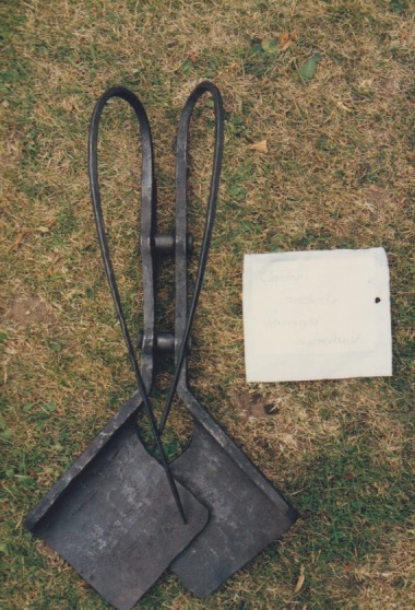 Blacksmiths Needle. One of the many individual pieces attached to the armature 3