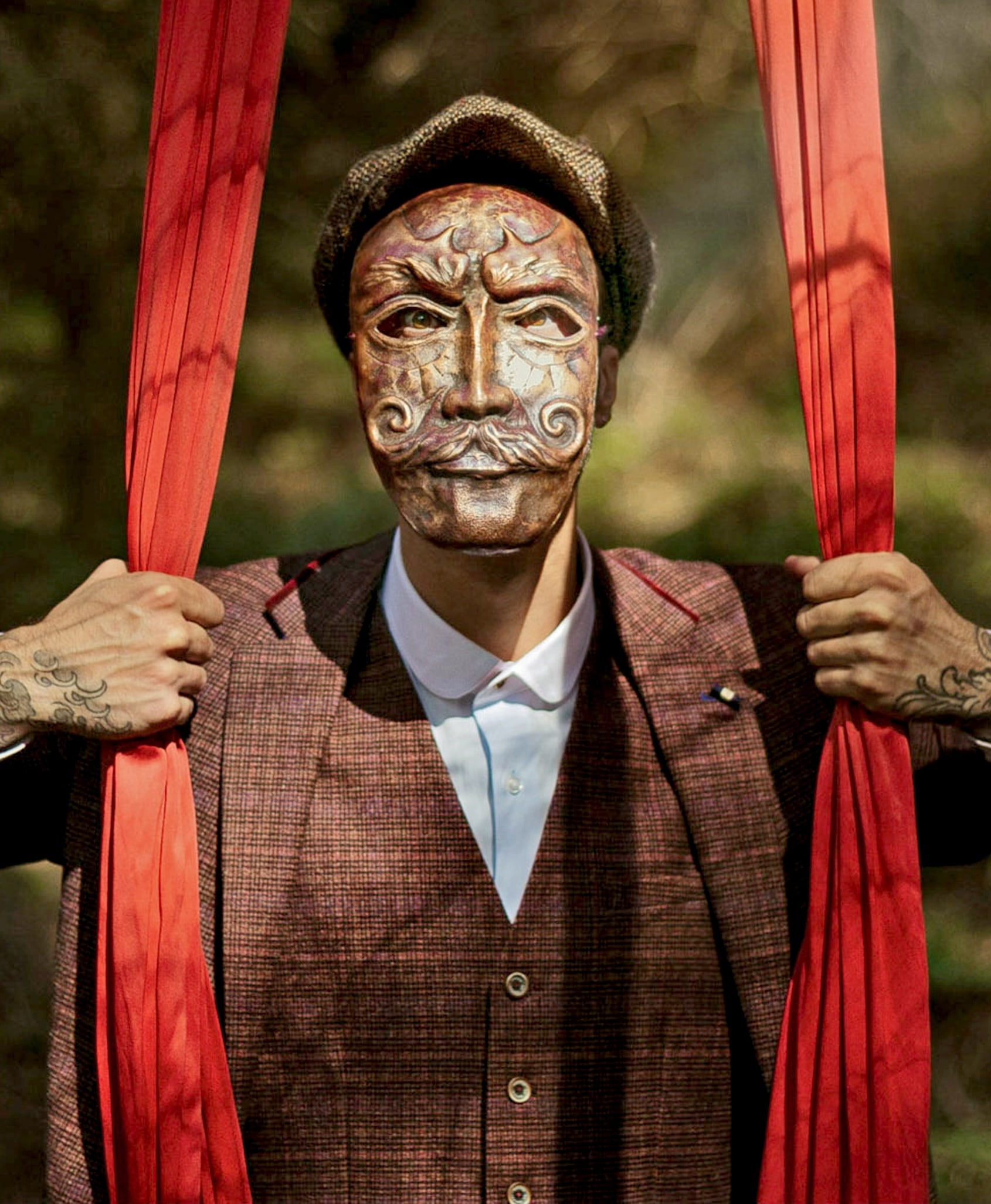 Metal decorative masks